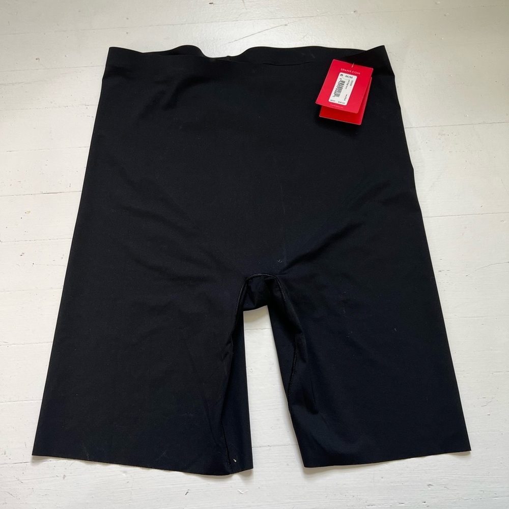 Spanx Shape Shorts, NET. - Picture 2 of 6